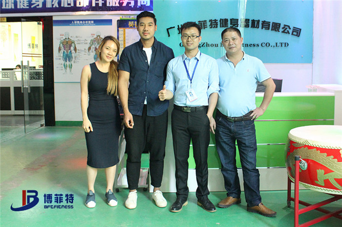 泰國(guó)健身房器材