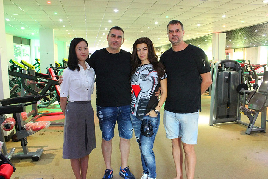 保加利亞客戶采購(gòu)健身器材