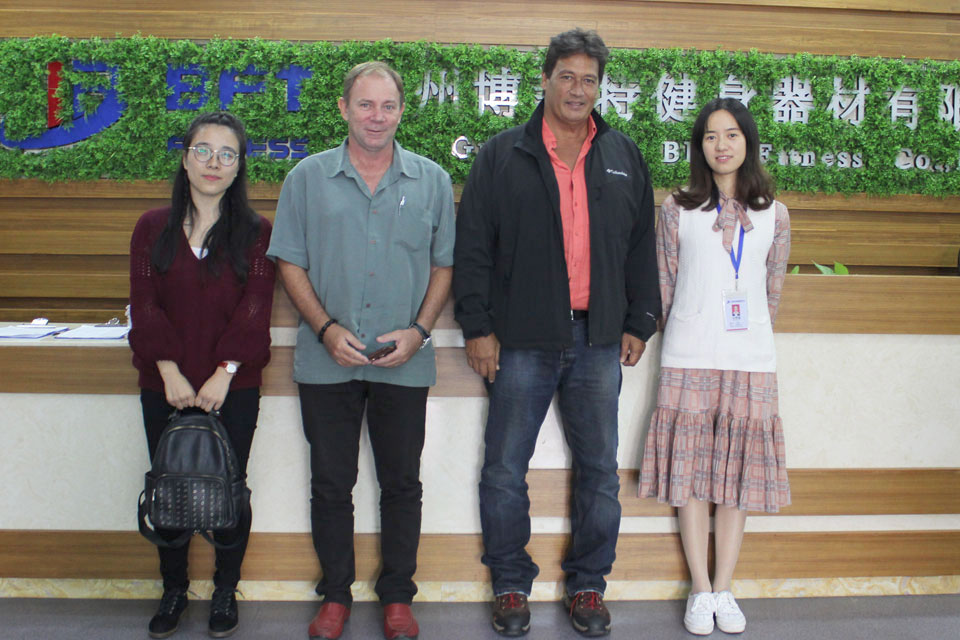 法屬波利尼西亞來(lái)中國(guó)進(jìn)口健身房器材